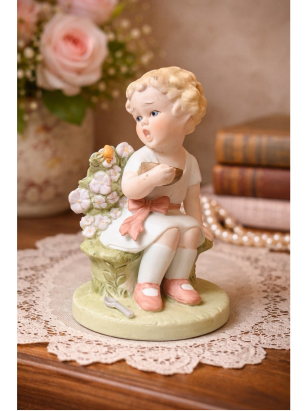 Bessie Pease Gutmann Little Miss Muffet Figurine 1985 Heirloom Taiwan